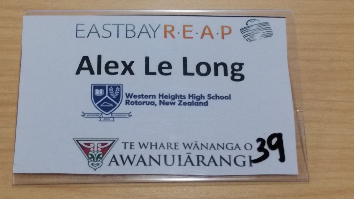 ariaporo22's tweet photo. Thanks @JudeNuku for this awesome name badge :) @whhsnz #HeightsProud #HeightsPLD #digiday #ewananga2016 https://t.co/ckTYQXYCCI