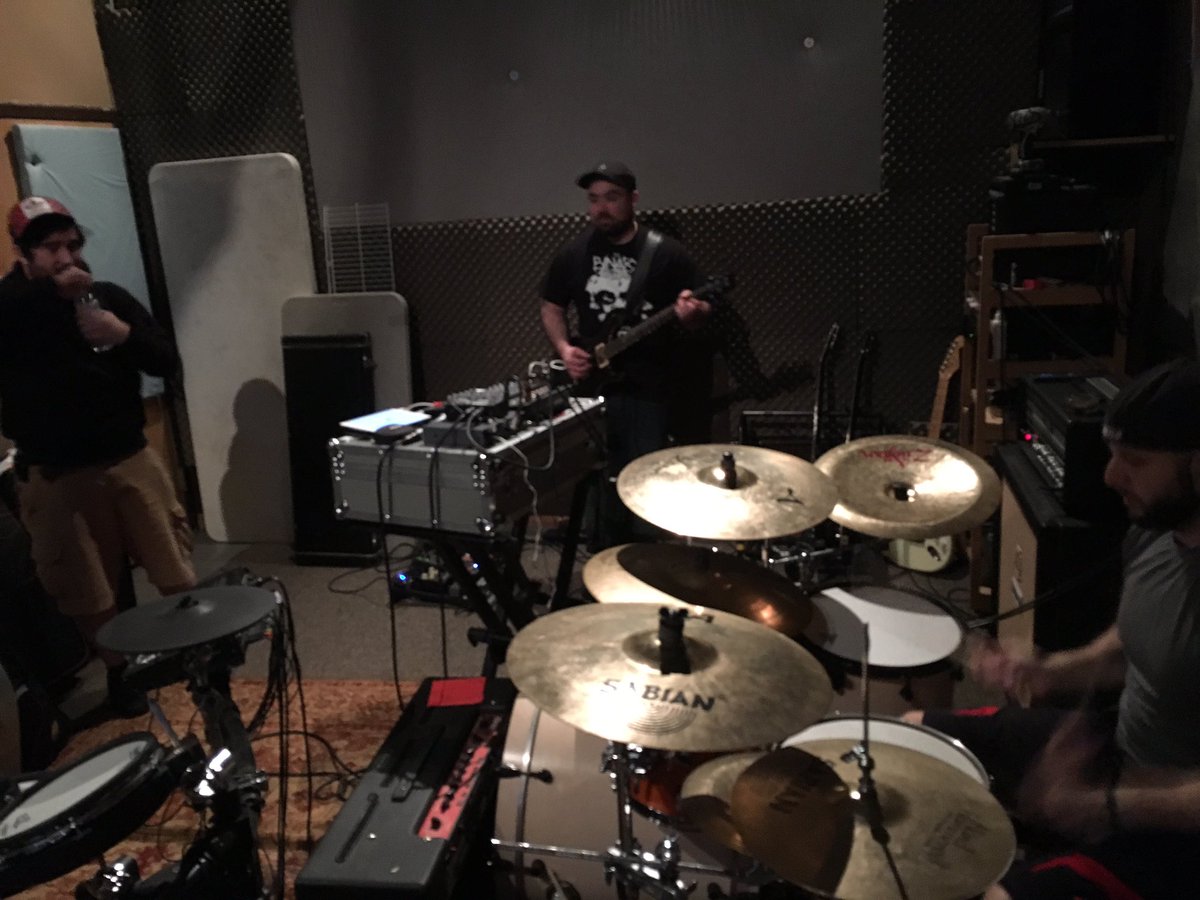 PralayaBand's tweet image. We're doing a live practice through @Knales333 feed on face book!  #facebook #live #livepractice #dryrun #pralaya