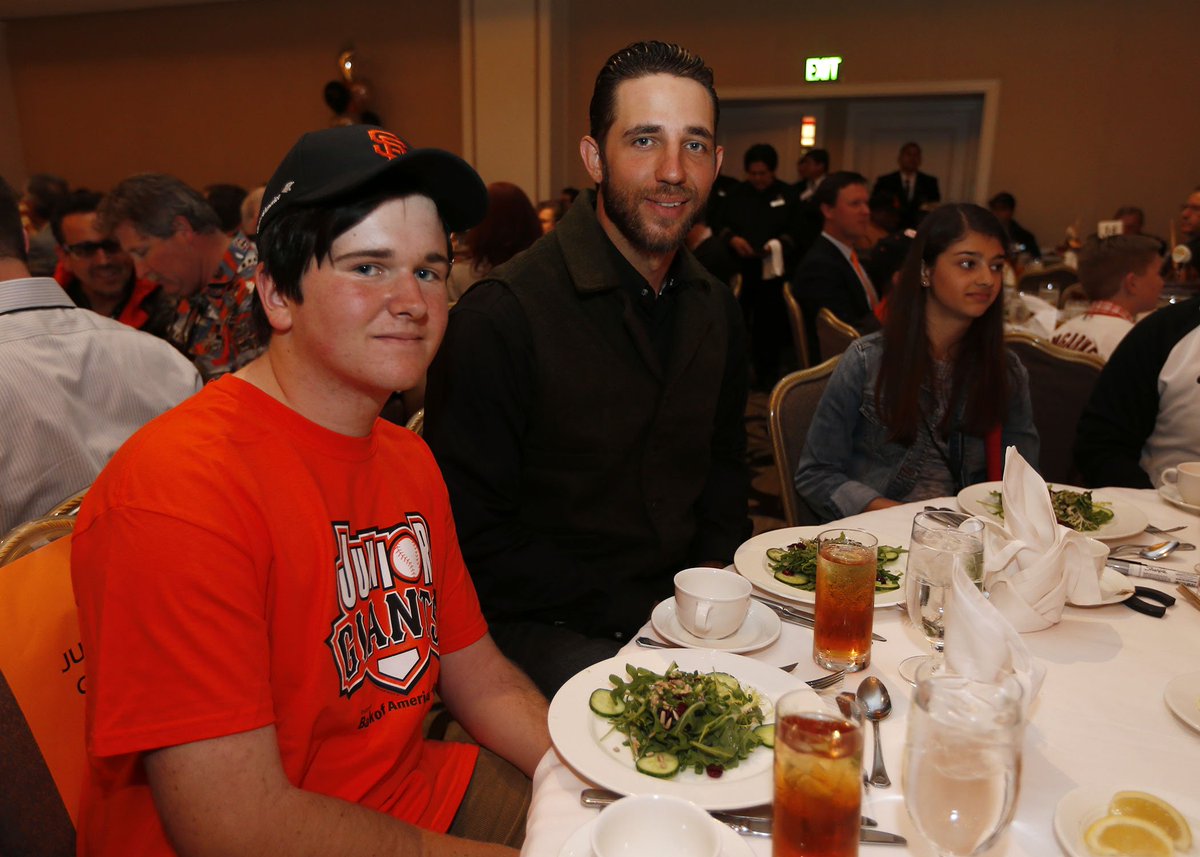 SFGiants's tweet photo. Earlier today the @giantscommunity Fund hosted the Play Ball Lunch. 
Our guys look sharp all dressed up.
#SFGiants https://t.co/eShzdEKmXG