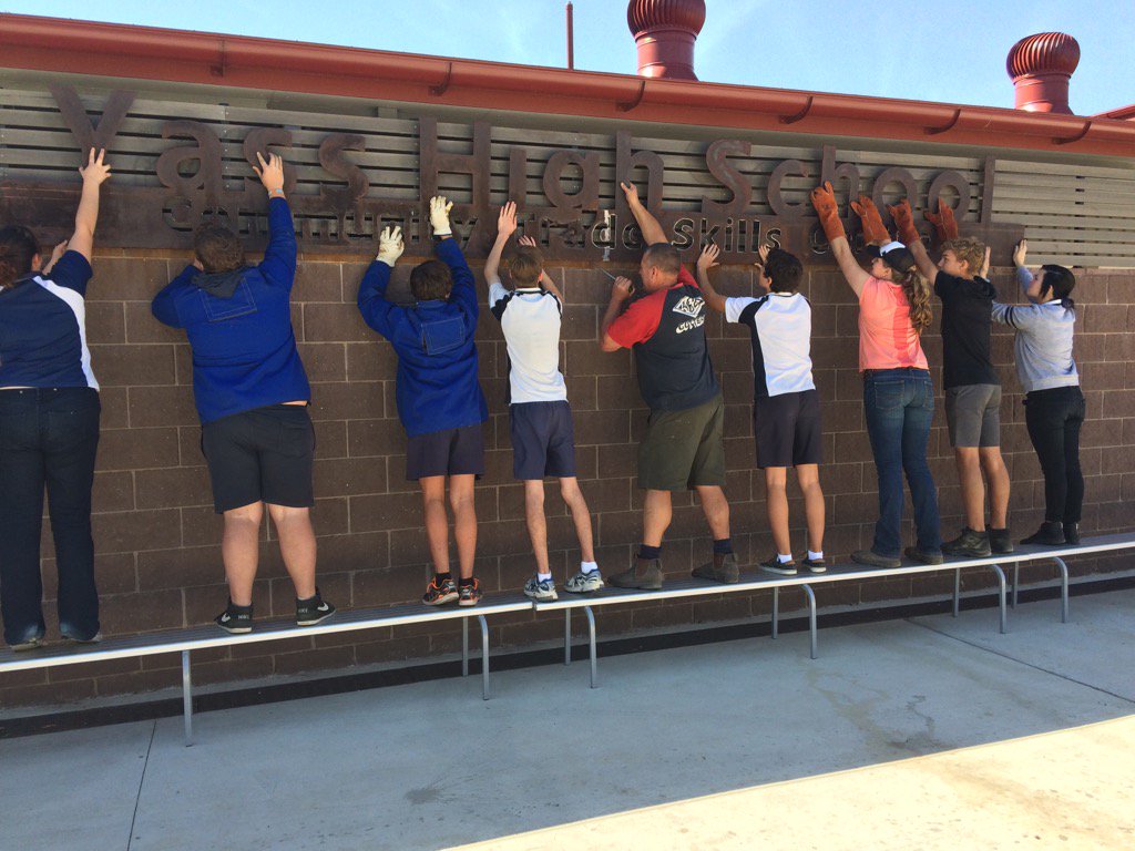 YassHighSchool's tweet photo. Our new sign from the #metal #makers @YassHighSchool mounted on #YHSRebuild #CommunityTradeSkillsCentre #AlPhemister https://t.co/dGuHeMmjqN