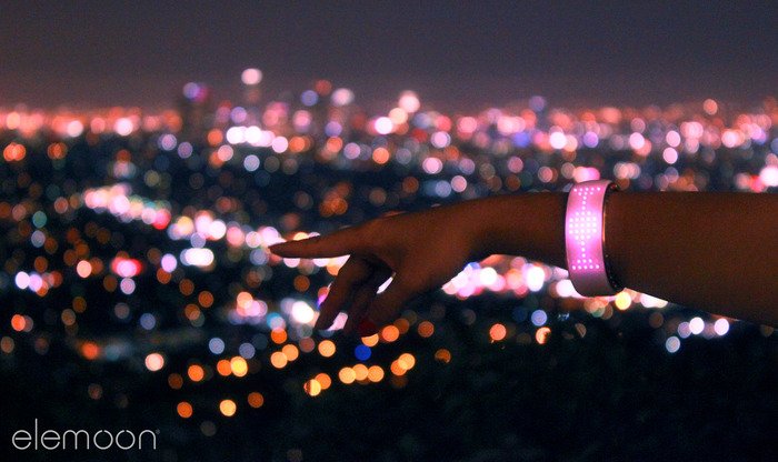 besttrends9's tweet photo. #elemoon The first smart accessory.
5 Futuristic Inventions That Will Blow Your Mind Away ▶6
https://t.co/Yr3AzOqbTc https://t.co/KAjria95kY