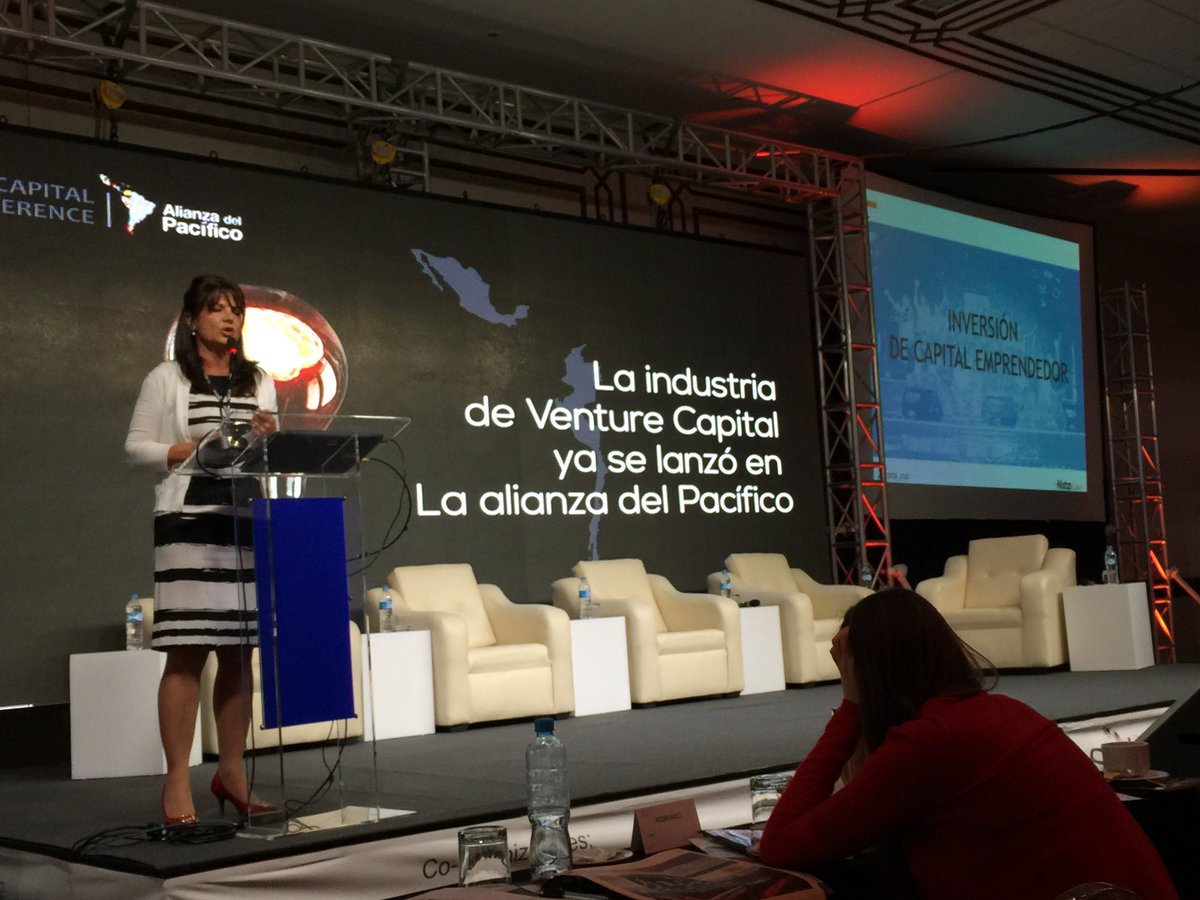 AEEPeru's tweet photo. Marta Cruz "Inversión de VC: Mitos y realidades" #vcconference @NXTPLabs @Cofide_Peru https://t.co/EgV4hzgEiH