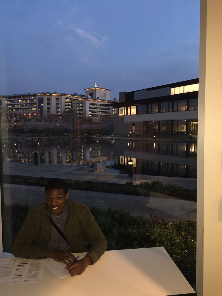 Tom Clark tweet media