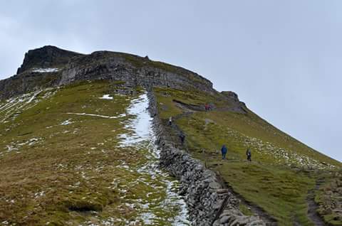 Yorkshire3Peaks's tweet photo. This pic by David Mills on the Yorkshire 3 Peaks yesterday. Beautiful. Can you tell which peak it is? https://t.co/MQQzt540rU