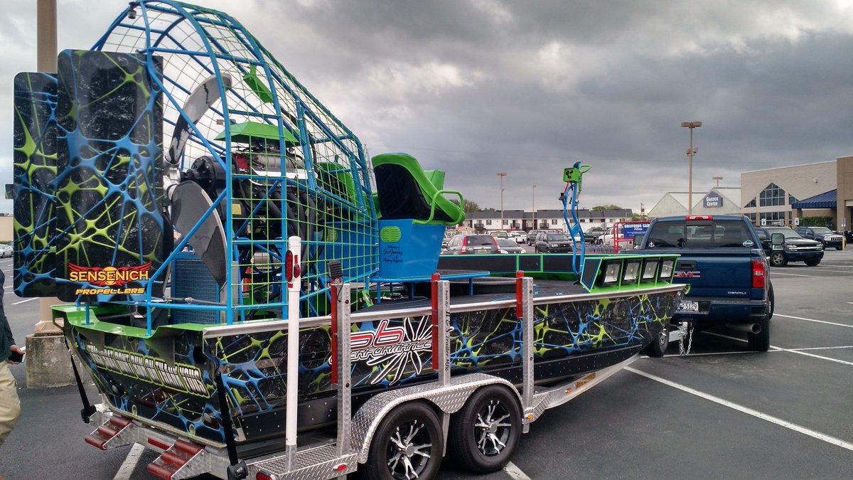 CoreyBrossman's tweet photo. The boat is ready to Rule The Water! #carpout here we go!!! https://t.co/MjADCNMHDR