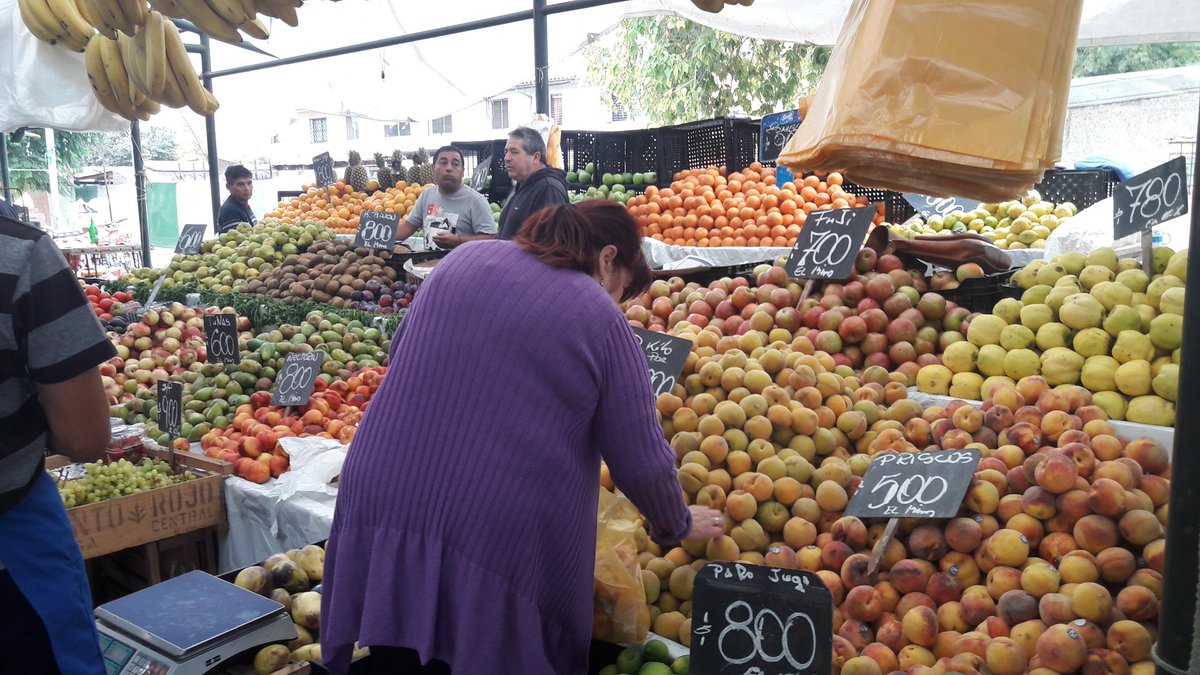 difuminable's tweet photo. Amor eterno a las ferias de Ñuñoa!  #FeriaMarathon https://t.co/nUnASu6PLc