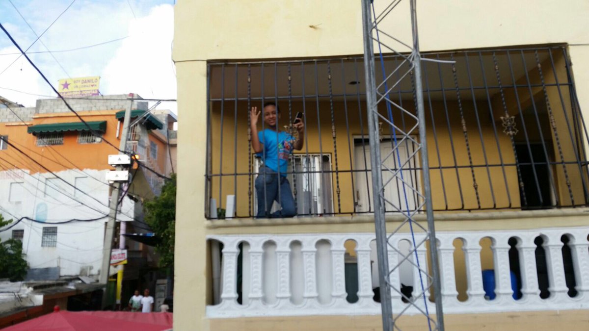 RedesdeReinaldo's tweet photo. Desde la casa, galería, calle, vehículo o tarima, todos piden 4️⃣➕ para #DaniloyReinaldo @ReinaldoPared https://t.co/sC54gEVhbl