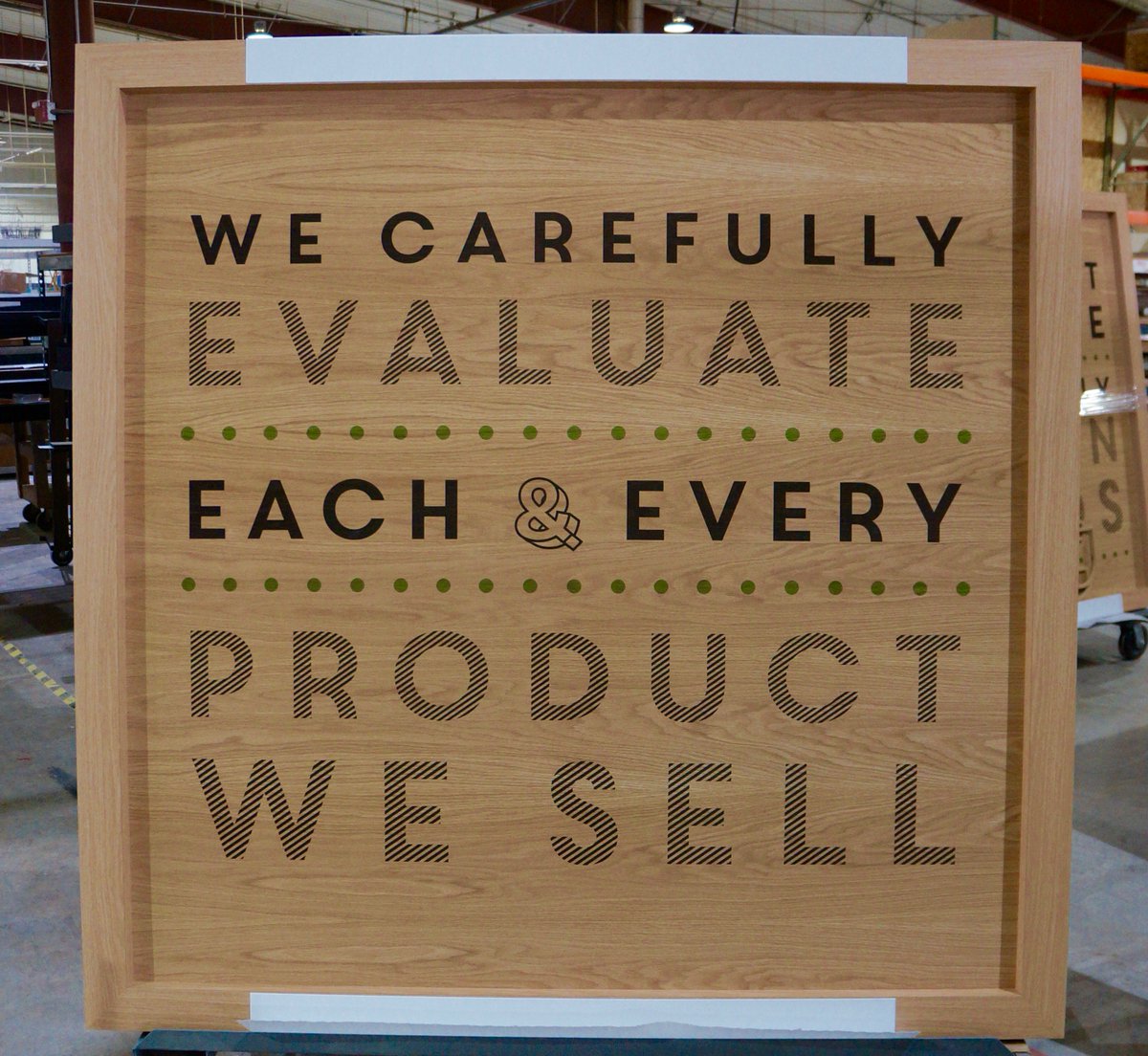 CDScandoit's tweet photo. A good message for a Thursday, don't you think? And a cool sign too! #cdscandoit https://t.co/Xh6z2BK7h6