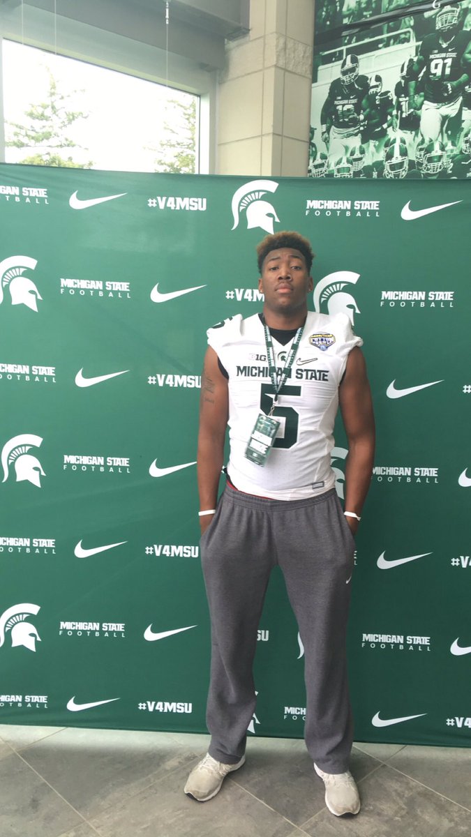 J.R. Maize tweet media