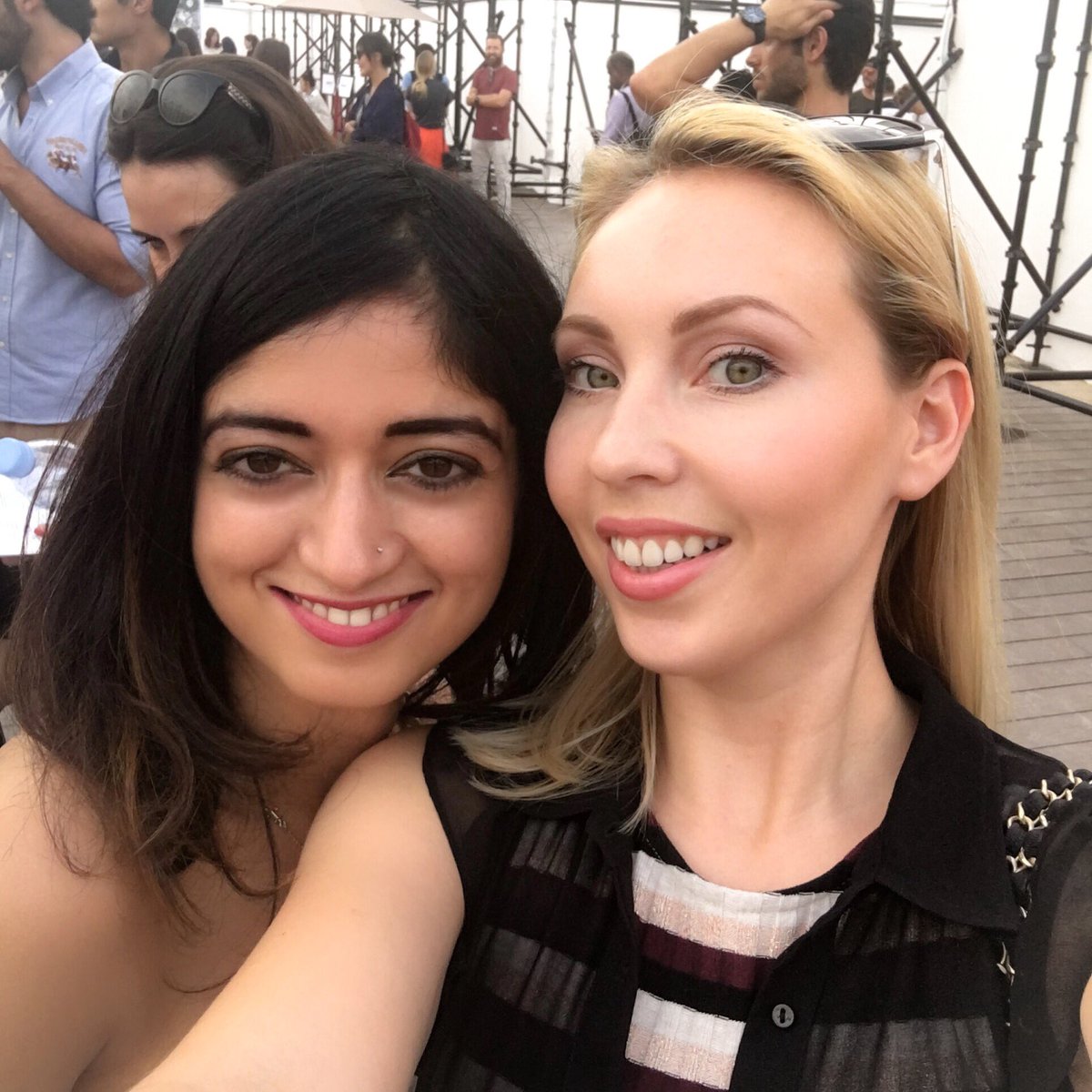 yanallure's tweet photo. Having a great time @ffwddxb, so many beautiful fashion collections. #fashion #blogger #FFWDXB #dubai #fab #happy https://t.co/ETPekTXeJb