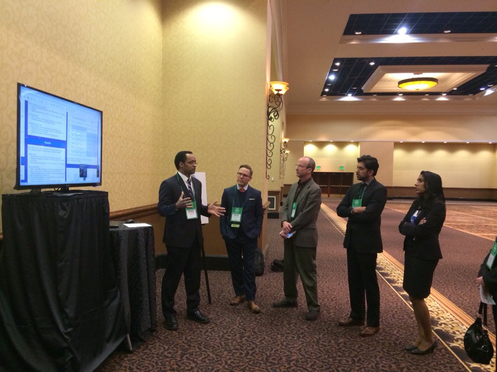 PedsPainMed's tweet image. Poster Session underway! #SPPMCOS2016 @PediAnesthesia #SPACOS2016 #research #pediatric #pain #anesthesia