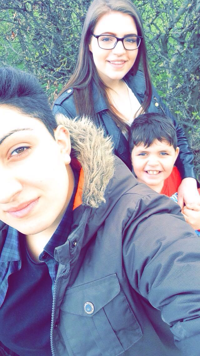 Brionymellor24's tweet photo. Such a cute day with the little brother and this one❤@chaddy_lfc #tramp2lean #TongGardenCentre #GrassHopperplayArea😊 https://t.co/S882c2tiNd
