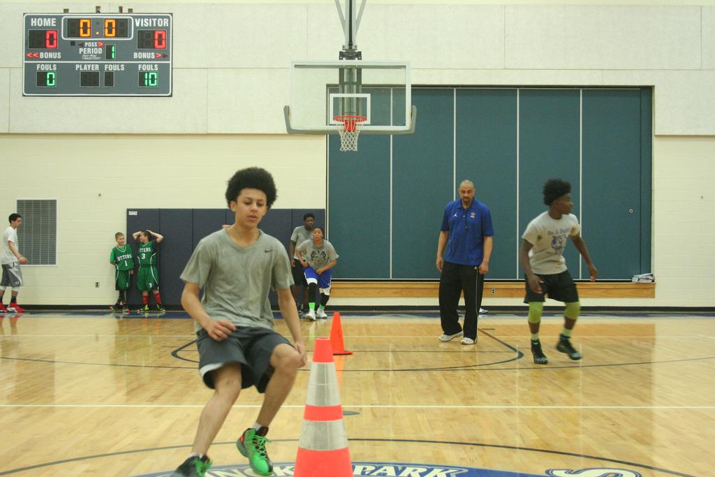 OhioAviators's tweet photo. Development is essential to the growth of any player at any age. #JrNWPBL #Basketball #Toledo #glasscity #LIMA https://t.co/3tegkbdH4W
