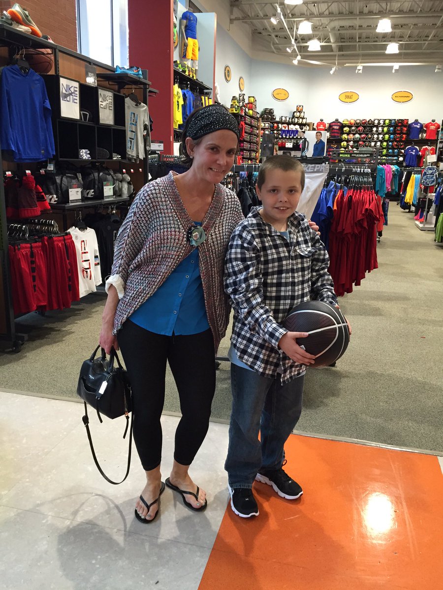 sams_wish's tweet photo. Starting spring break off right- helping a special Olympic athlete get some awesome shoes!! @SpecialOlympics https://t.co/jFWCXTjV2b