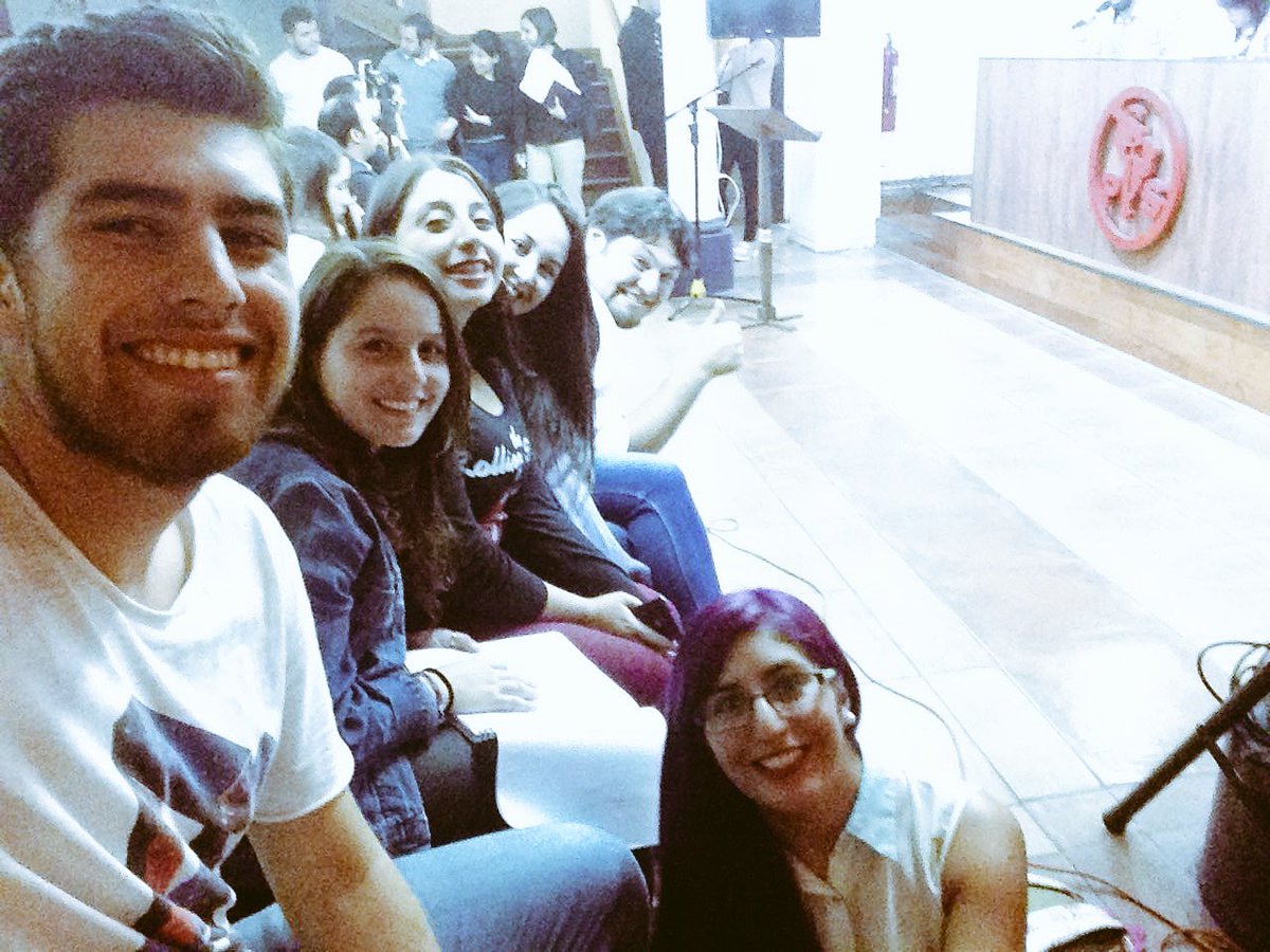 nmsjoven's tweet photo. @Bjul y @RubilarCatalina candidatos a comité central Nacional @Francia___ nuestra apoderada ✊🏾 #nmsjoven #debateJS https://t.co/3Mte0ShCoj