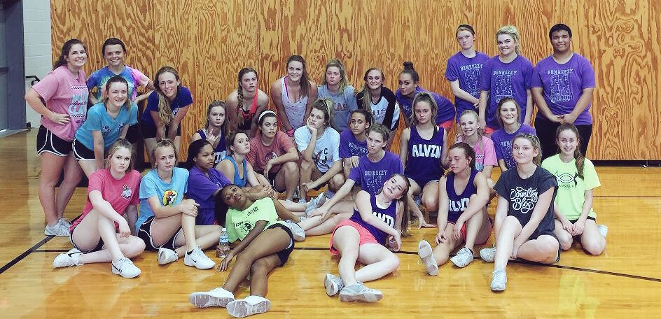 Alvin_Cheer's tweet photo. First practice done for the 2016-2017 squads. Everyone as you can tell super EXCITED!!!!#ahscheer4life https://t.co/5BJRoOn3Tv