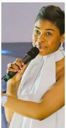michybebeangel's tweet photo. @UebertAngel @Prbeverlyangel she holds my hand in the spirit and I'm not alone. Love you mum https://t.co/pyHbHikZJf
