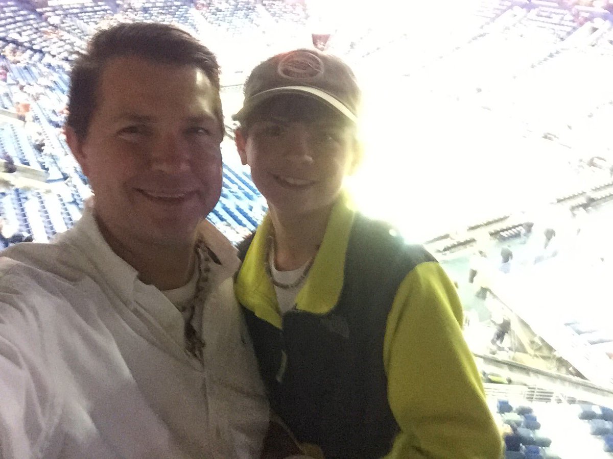 coachpater's tweet photo. #PelicansGameDay https://t.co/Av5SwPv10l