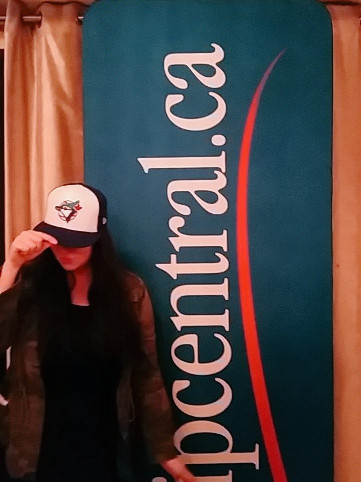GentlyJenn's tweet photo. ...obvs reppin' the Jays cap at #TravelMassive
wherever the #tripmatchmaker takes me - it's coming https://t.co/H1rP1WEwZg