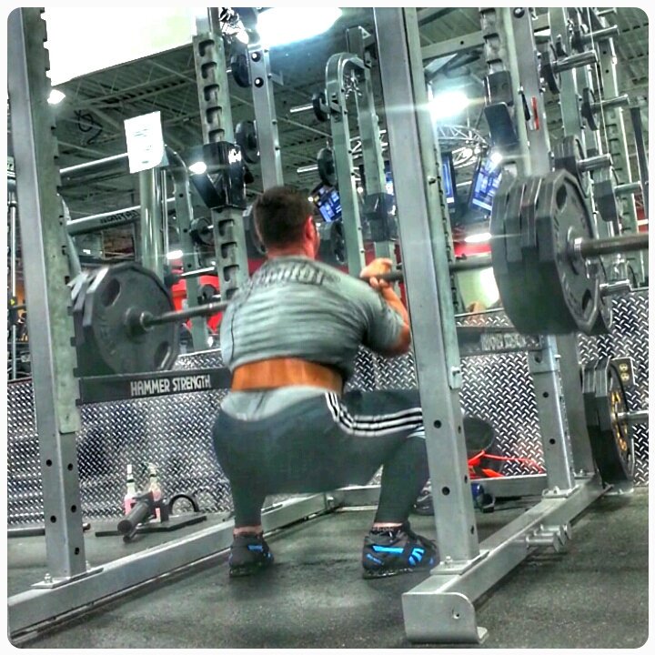 Got in some training this morning... Front #Squats ☺