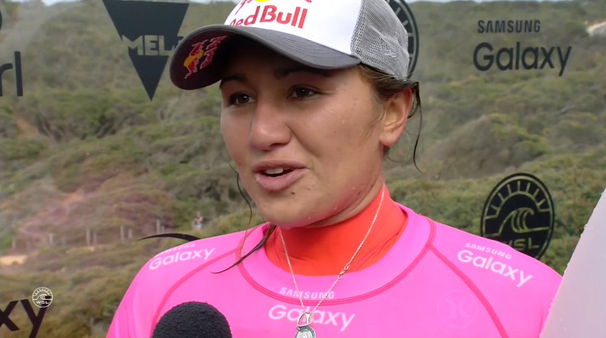 shauntomson's tweet photo. Carissa Moore surfs flawlessly at Bells. Max power &amp; carves that would have blown most men away. @rissmoore10 https://t.co/7DJLXwrVU0
