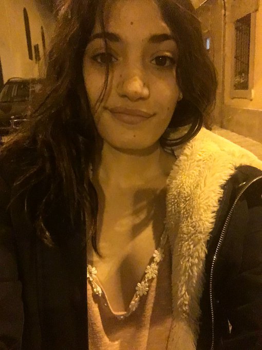 En pijama por Barcelona a ver si se me pone el sue&ntilde;o jajaajaja https://t.co/zviwoKGllH