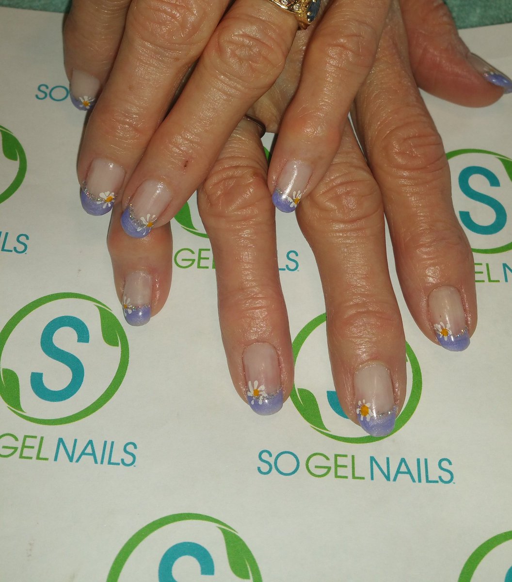 timegathering17's tweet photo. @sogelnails #sogelnails #nailart #gelnails #naildistributor #nailtech #montananails #springnailart # https://t.co/i24YxNFlzi