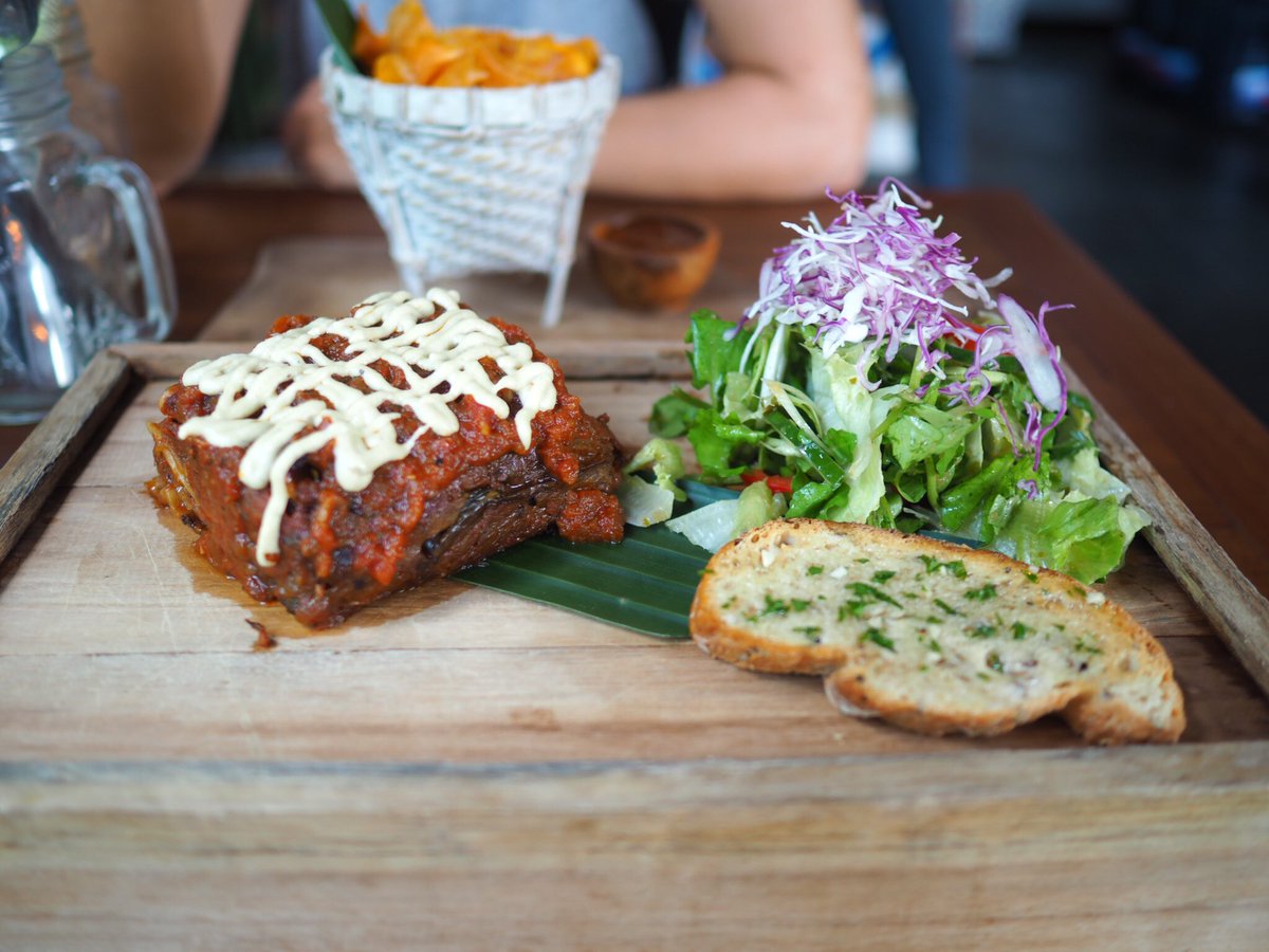 goodgrubguide's tweet photo. Peloton cafe - Bali https://t.co/LCjmkexJHd