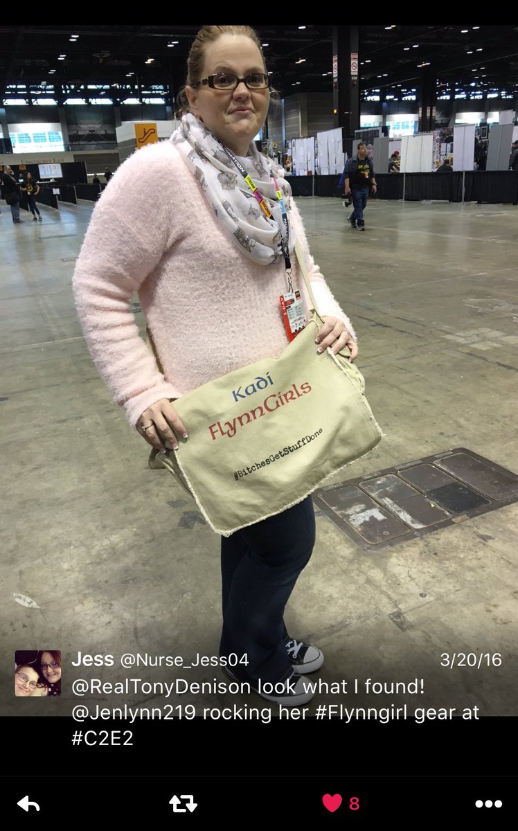 Jenlynn219's tweet photo. #TBT that time that @Nurse_Jess04 caught me w/my #congear at #C2E2! #AccessoriesAreImportant #ThisIsAsCosplayAsIGet https://t.co/7bopTyZokG