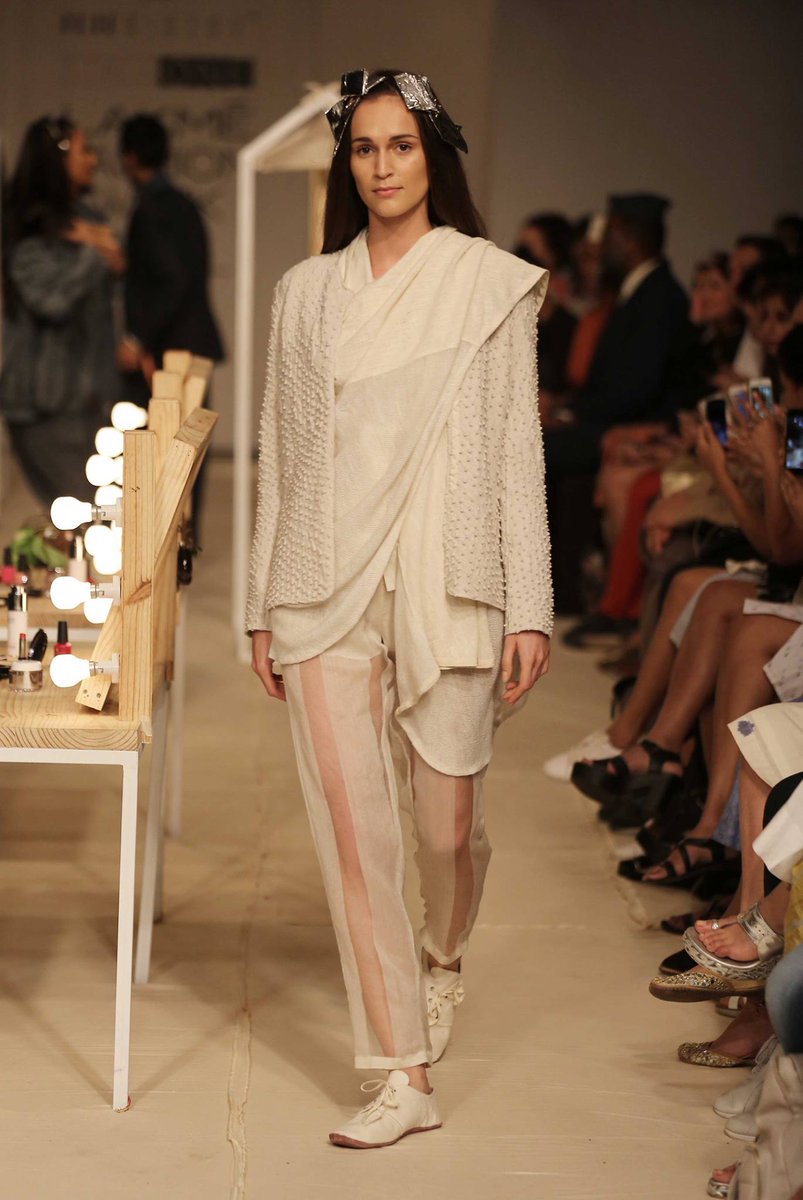 FashtagzIndia's tweet photo. Day 3 at the #LakmeFashionWeek was perfect as it showcased #IndiaCollective. Have a look at our favourites. https://t.co/SU0STwuwSS