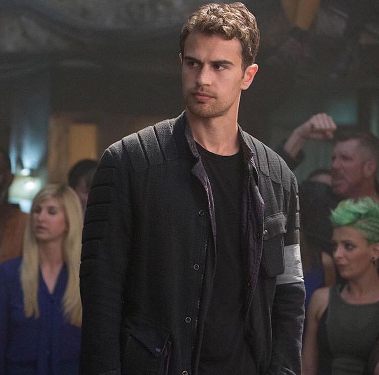 DivergentOffi's tweet photo. @DivergentOffi @Divergent @shailenetheo1 @DivergentSeries @TheologiansNet https://t.co/N7OLLxO5lb