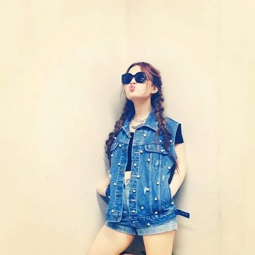 _yeeliha tweet picture