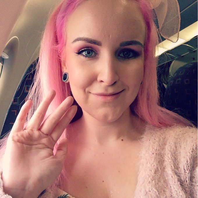 Preparing for take off and keeping up tradition https://t.co/aXGPQq8Zzh<a href="/tag/iamx"class="tags"><span>#iamx</span></a><a href="/tag/iamxmerch"class="tags"><span>#iamxmerch</span></a>