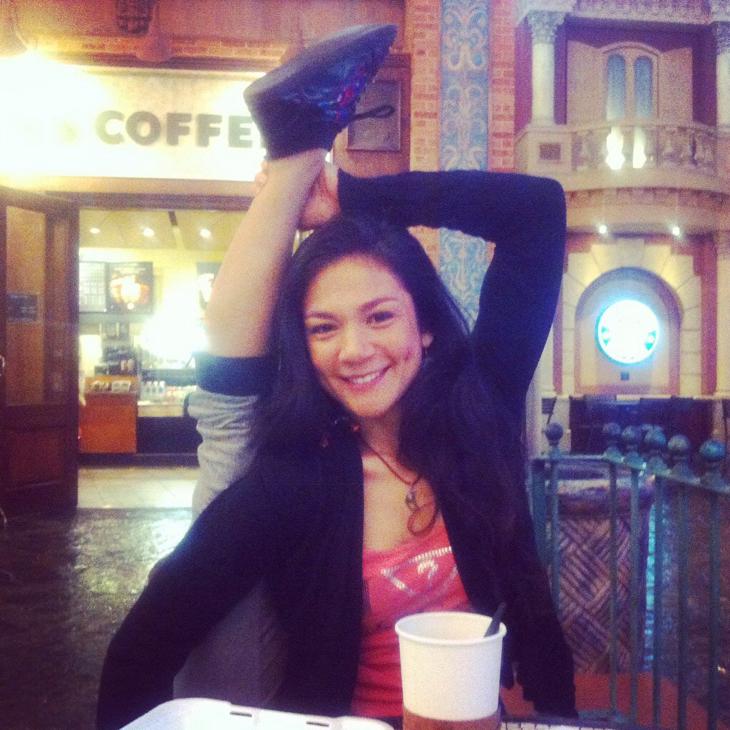 LnaMoon's tweet photo. Hey! Breakfast At 7 am in Las Vegas ! #vegas #lasvegas #frenchgirl #helenamoon https://t.co/wD4oURYquX