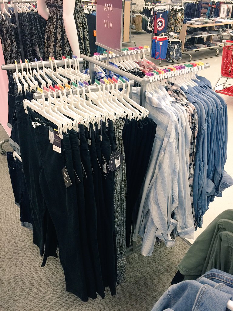 ChristyTGT1786's tweet photo. #SoftlinesTeamMembers #BrandTeamMembers #SuperZone #OnPoint #LoveMySquad #AvaViv #AllAboutThatGE #T0093 #TargetGJ https://t.co/HTbzdODKRk
