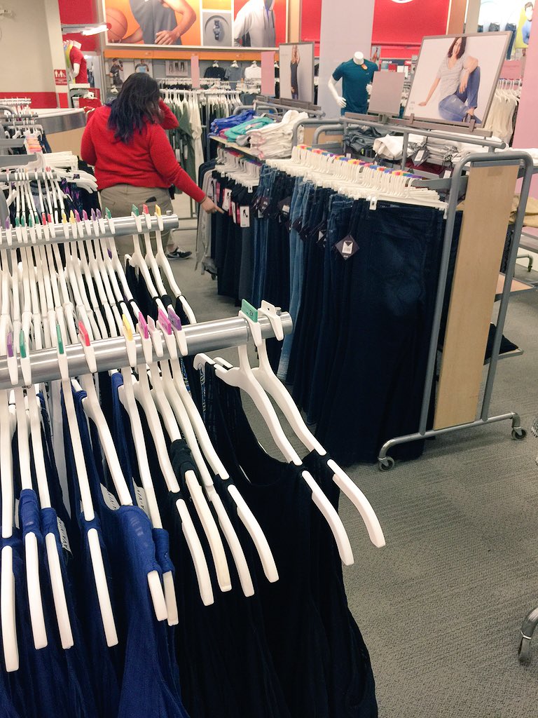 ChristyTGT1786's tweet photo. #SoftlinesTeamMembers #BrandTeamMembers #SuperZone #OnPoint #LoveMySquad #AvaViv #AllAboutThatGE #T0093 #TargetGJ https://t.co/HTbzdODKRk