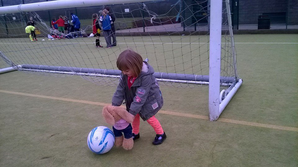 kiddiwinksuk's tweet photo. Bella the teddy enjoying the football https://t.co/UPF4AAZffc