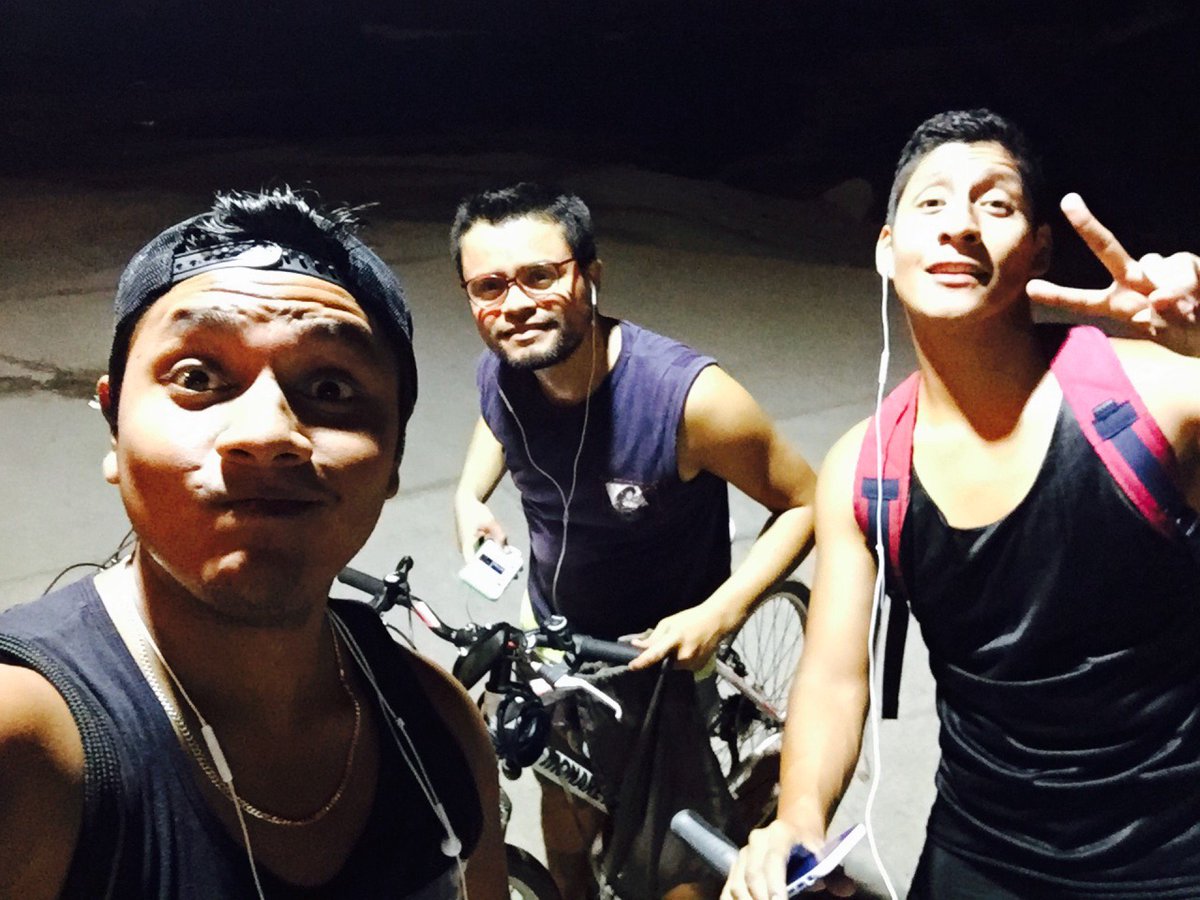 rajusillo's tweet photo. Por fin retomamos el #bicitrip ft @carafrontal y @liberteen92 (@ Playa Makaha in Lima) https://t.co/5WXvyz7HeW https://t.co/PfhwzGEOfZ