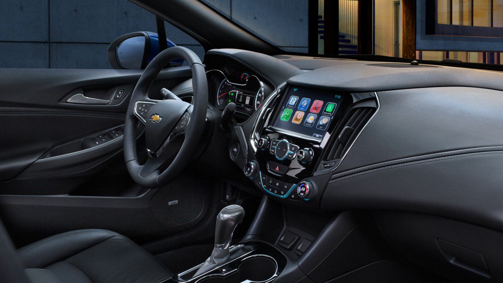 chevrolet's tweet photo. “Only through connection do we really start winning.” Wherever you go, stay connected in the all-new 2016 #Cruze. https://t.co/eVvXYYFIBo