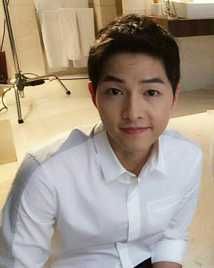 actorsjk's tweet photo. 나는 모두가 좋은 일이 있었으면 좋겠다.. https://t.co/3ovjs7m5HL