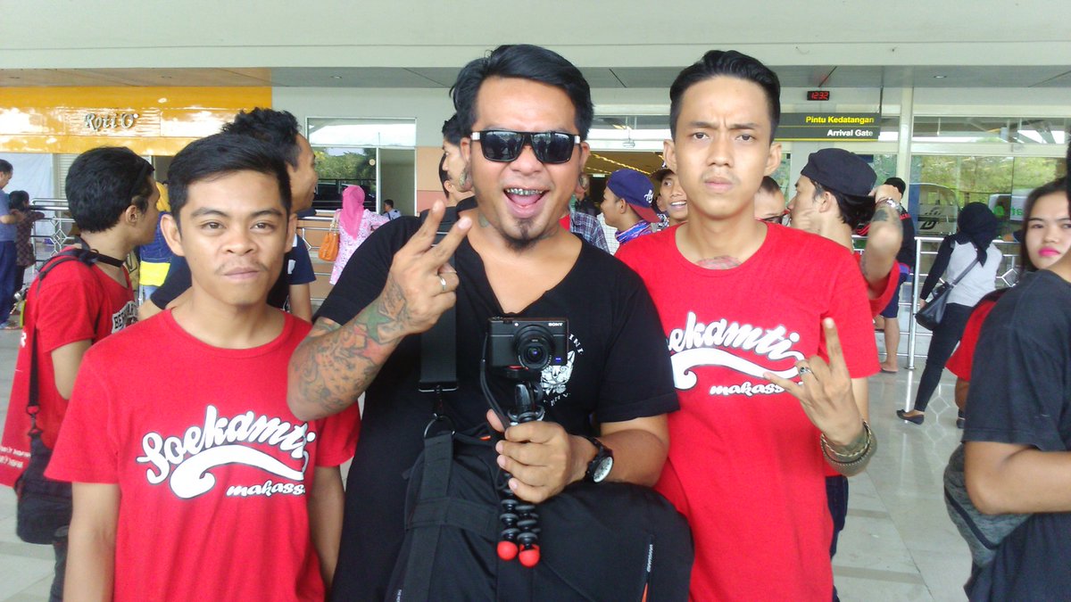 HBD Om <a href="/ErixSoekamti/">Erix Soekamti</a> panjang umur dan teruslah berkarya untuk indonesiaku.....