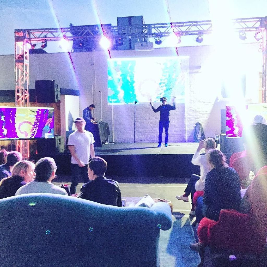 karsonbutler's tweet photo. Where VR, art & music collide... Such a cool #kbewest event here with @vrscout #vrtshow @vice @pulsefilms @htcvive … https://t.co/wvIuqDJW26