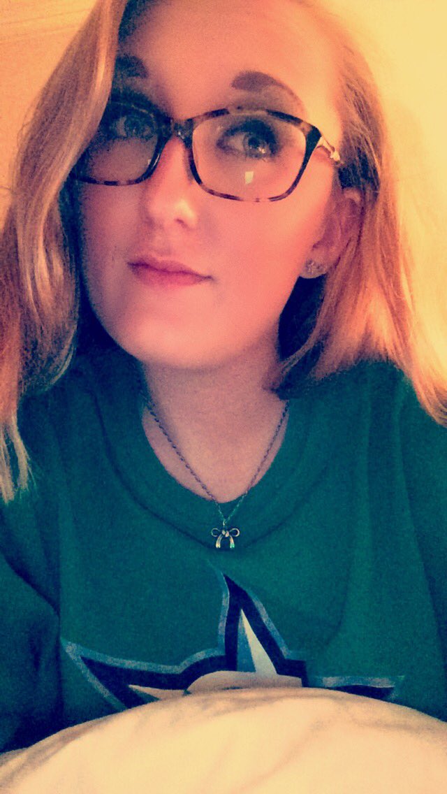 gracemparker101's tweet photo. Cause #SnapChapFilters and #MakeUp 👑💋💄 https://t.co/HJ7zFydygX