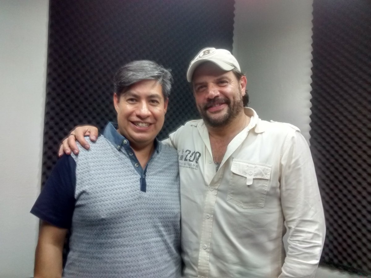 Sexologo Cesar Pa Twitter Con El Agradable Actor Hector Parra En Su Programa De Radio Hoy Toca En Https T Co Qz0uibnace Https T Co Byrm7huuzp