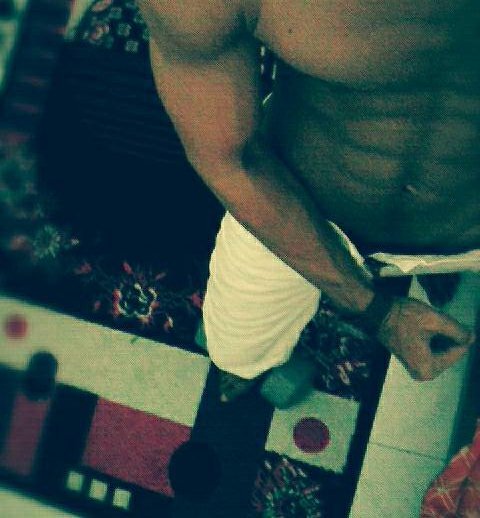 boytaurus3's tweet image. Latihan pagi ini selesai ! #gaysurabaya #gayltr #truelove #LTR #aprilbenice #gaykuliahan #bisexsurabaya #workout