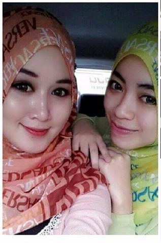 SAzhifa's tweet photo. Happy b'day teh @BabyMargareth semoga karir y makin sukses https://t.co/JcJh0ykZZC