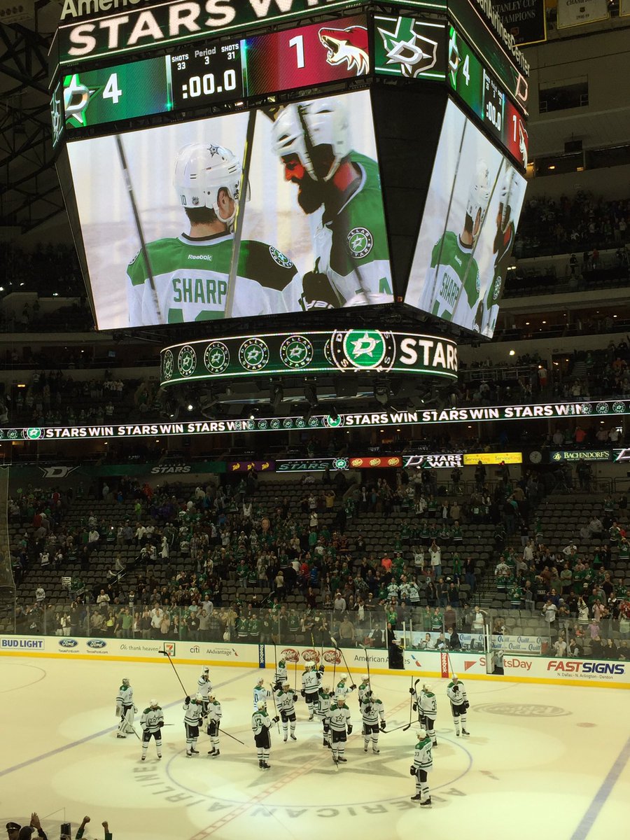 pgriff3's tweet photo. #ARIvsDAL #DALLASSTARS #STARSWHEN Great game by #Val43 https://t.co/meopqQjDTW