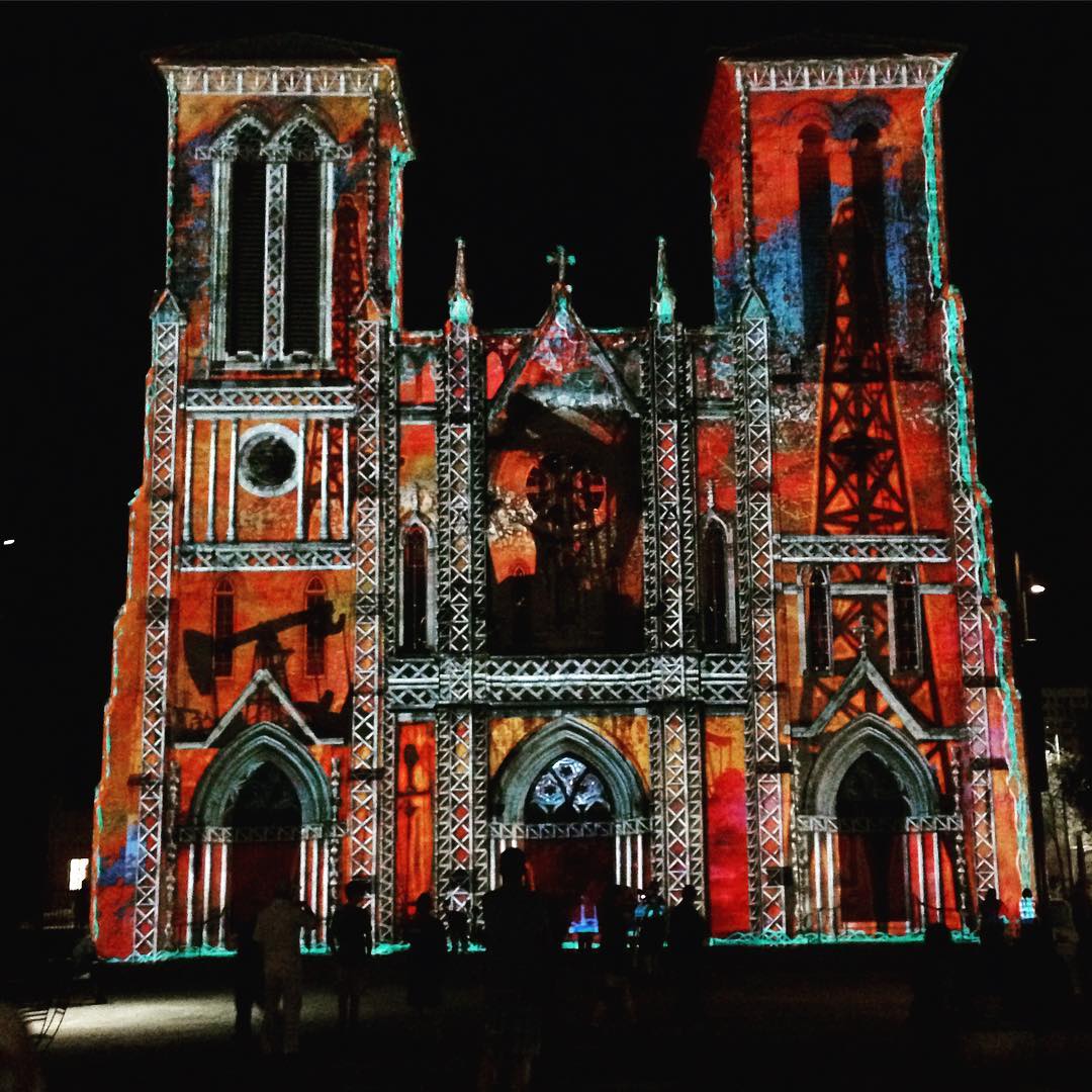 The San Fernando Cathedral transforms into a world class art installation of SA history: bit.ly/1HpqwYn