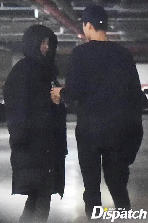 exobibimbap's tweet photo. fuck the height difference O <-<-<-< https://t.co/naZ7oZFvNq
