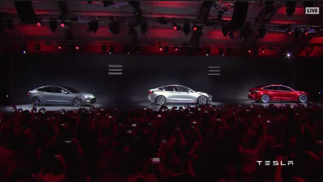 jennijenni's tweet photo. It's here. #Model3 https://t.co/jUeAsLjrXX